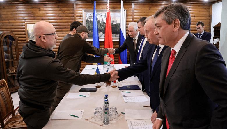 Baltarusija pasiūlė Ukrainai ir Rusijai pradėti taikos derybas