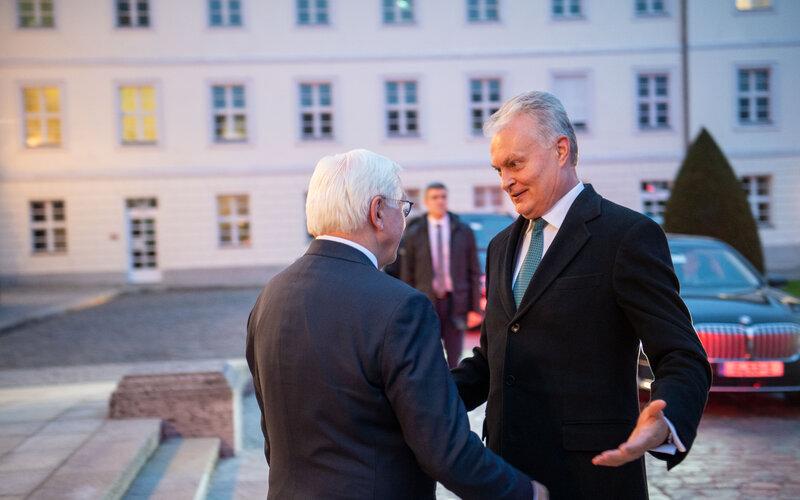 Nausėda gyrėsi Deutschland prezidentui, kiek daug Lietuva skiria atgrasymui