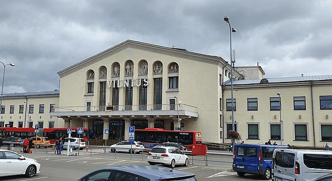 Lietuvoje darosi neramu – pranešta apie užminuotą Vilniaus oro uostą