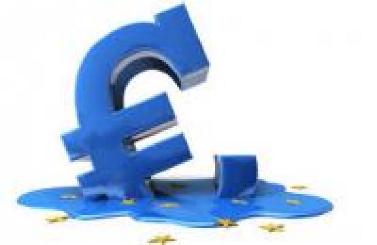 Euro zonoje kuriami planai gelbėti bankus mokesčių mokėtojų sąskaita