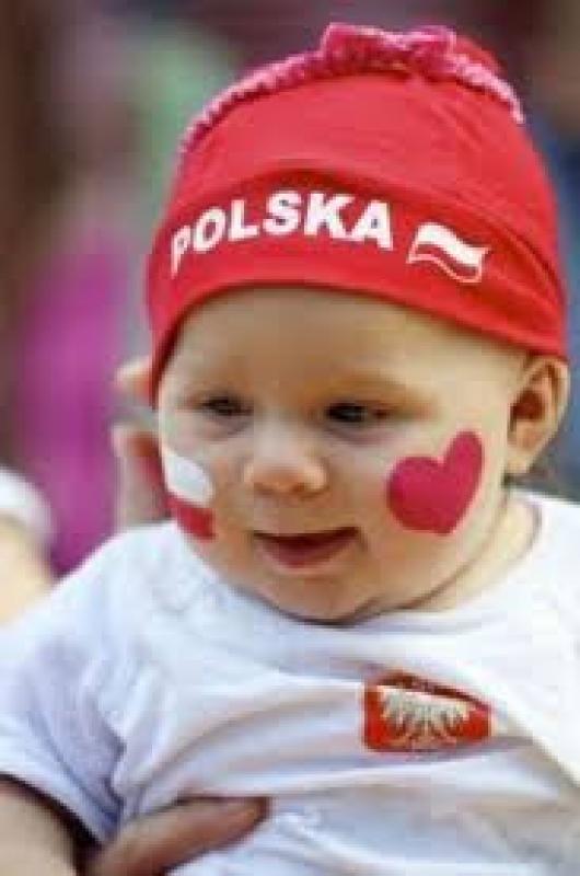Lenkų gimstamumo rodikliai kyla